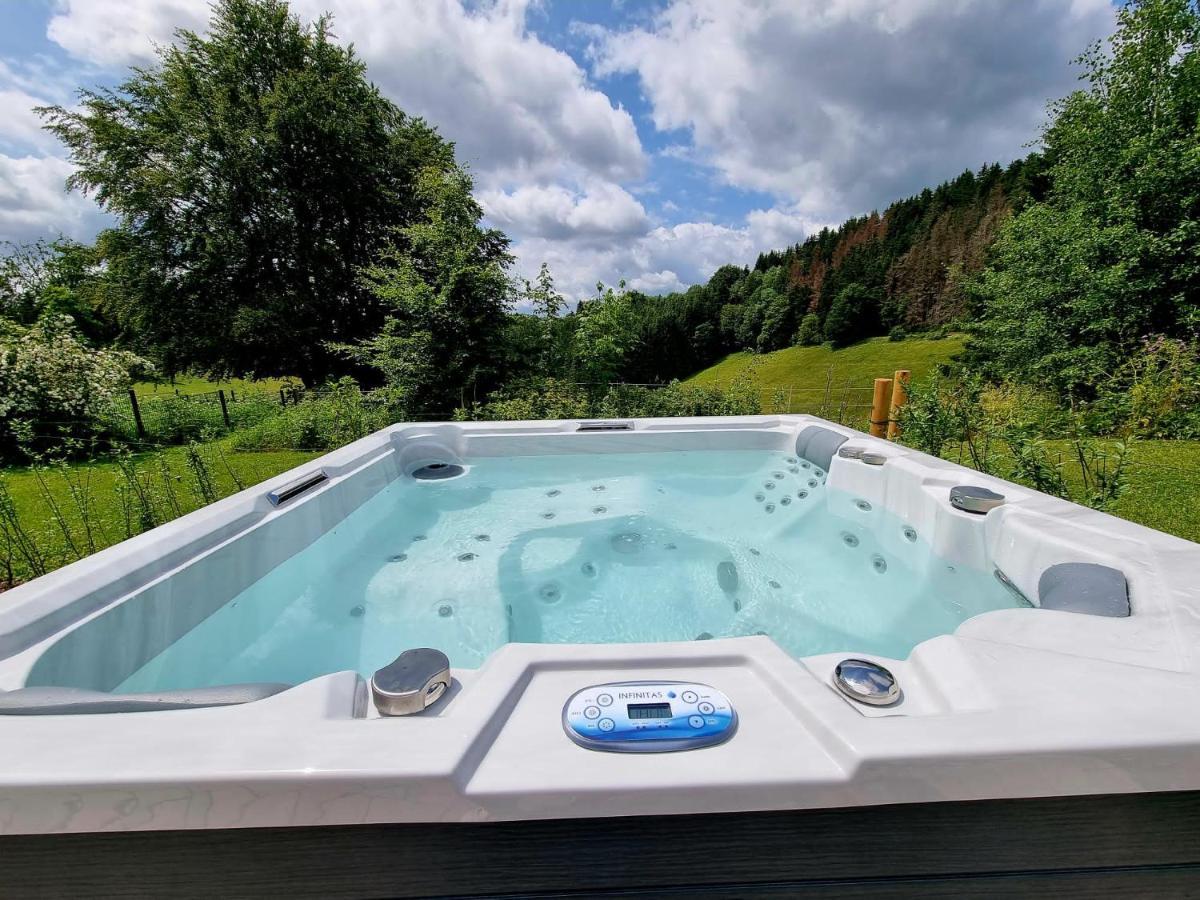Chalet Asten-chalets *